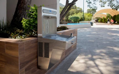 Bebederos inteligentes en escuelas: reduce costos y mejora la experiencia